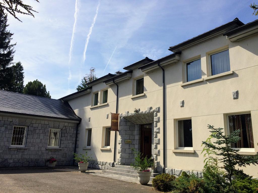 Real Hotel Guardo Exterior photo