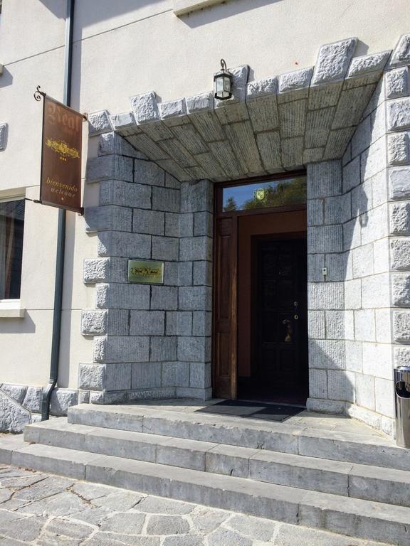 Real Hotel Guardo Exterior photo