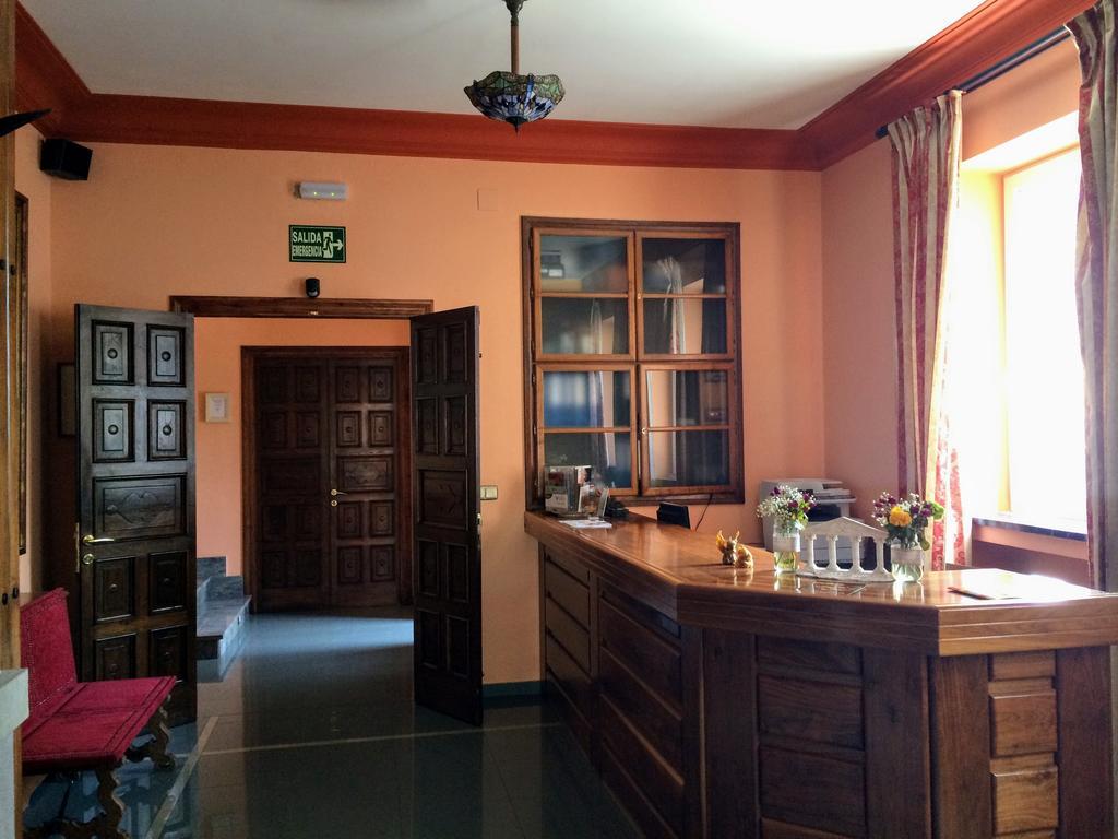 Real Hotel Guardo Exterior photo